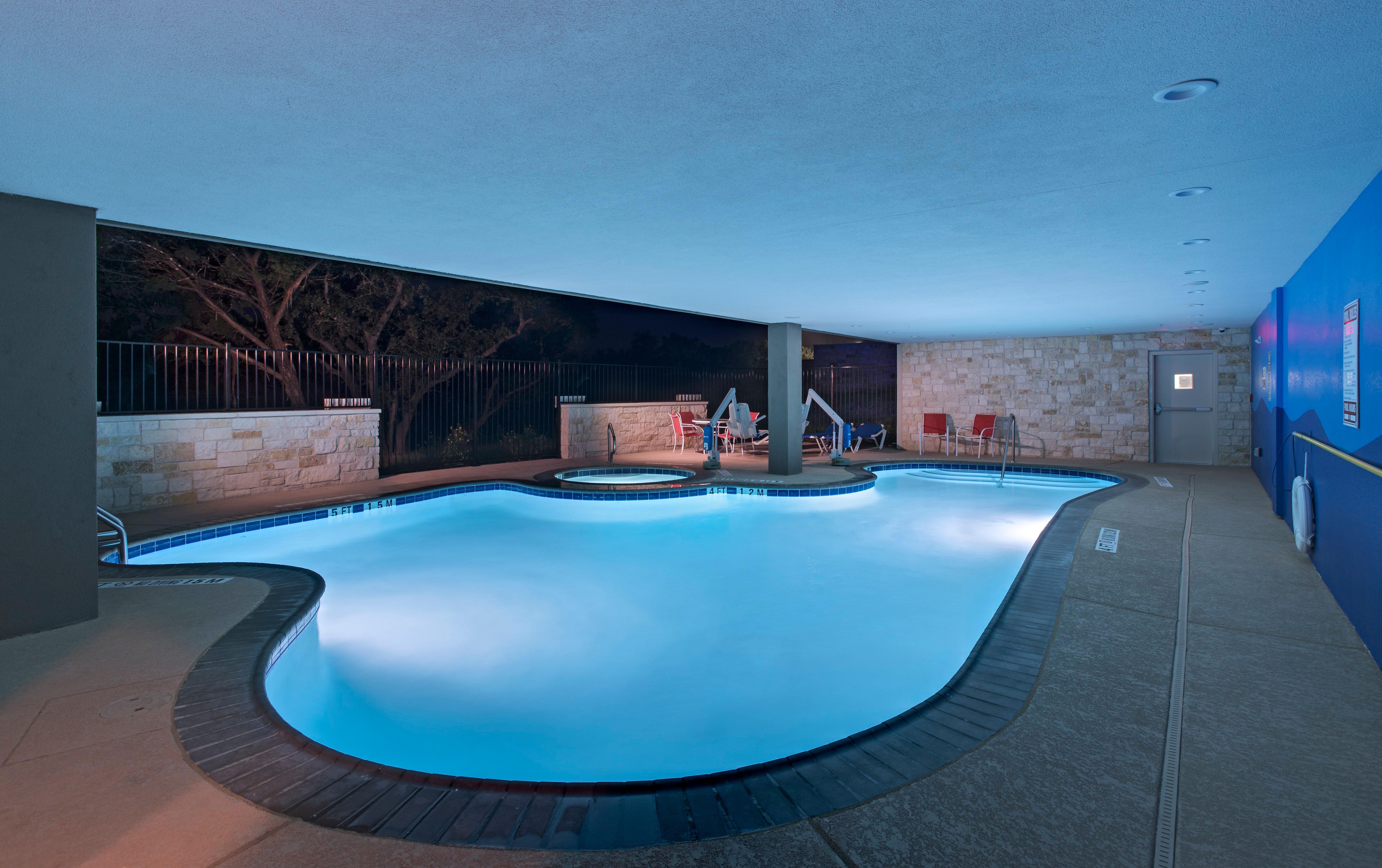 Holiday Inn Express & Suites Austin Nw - Four Points By Ihg Exterior foto